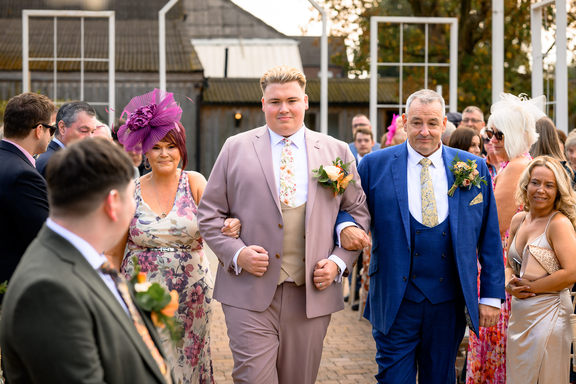 Alcumlow-Wedding-Barn-Photographer-2118