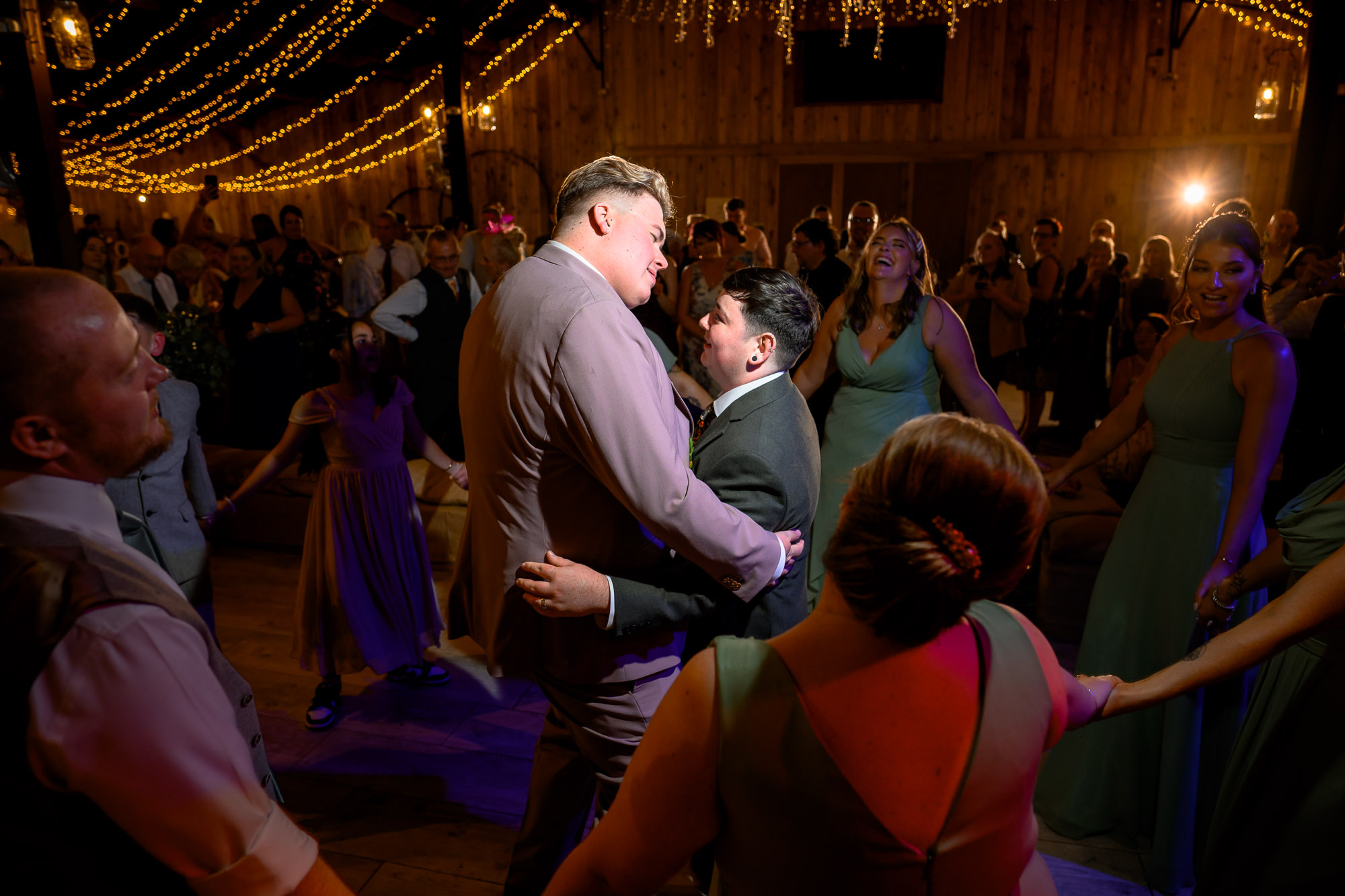 Alcumlow-Wedding-Barn-Photographer-5192