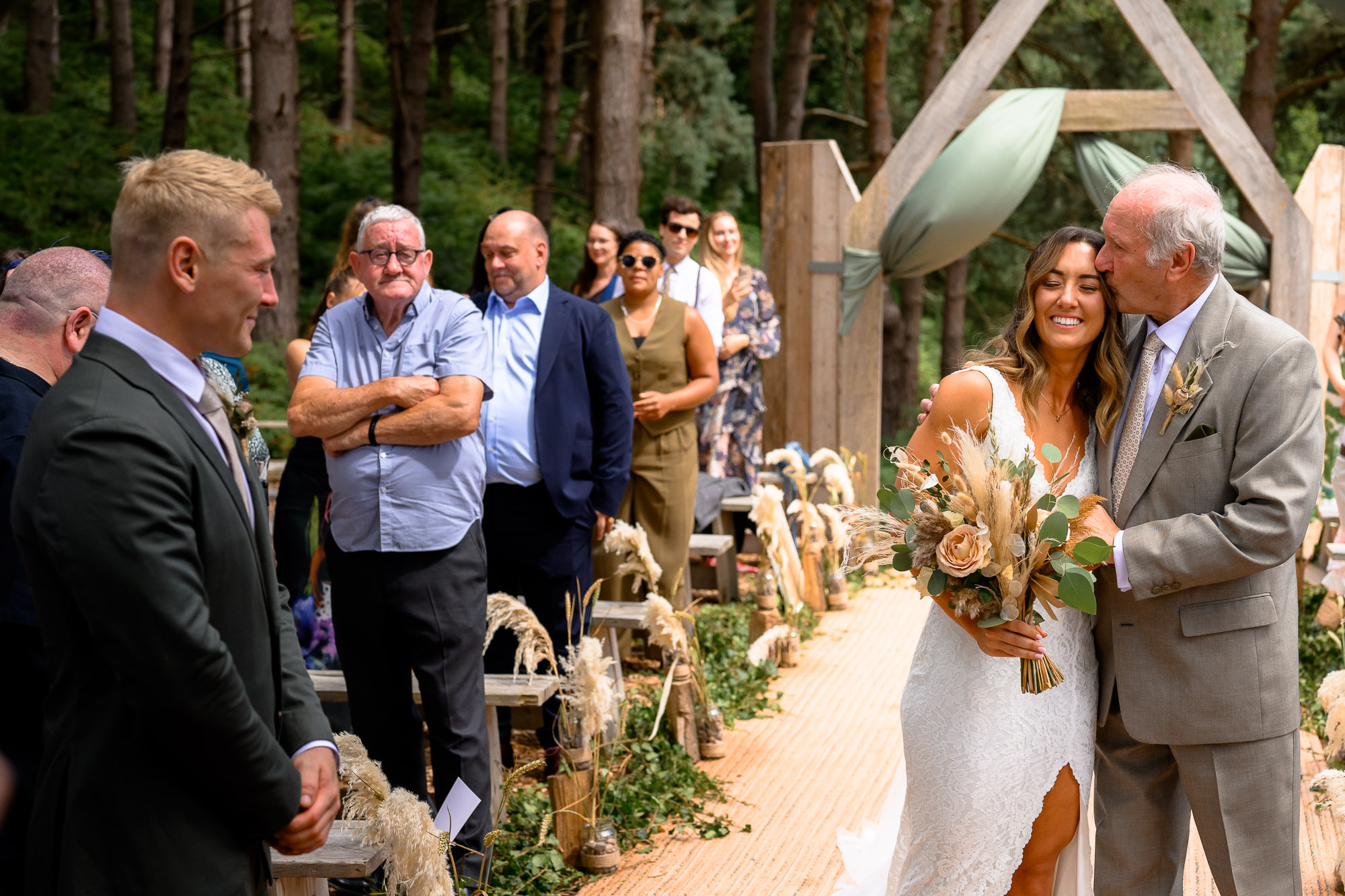 Bridal-Barn-Wedding-Photographer-2401